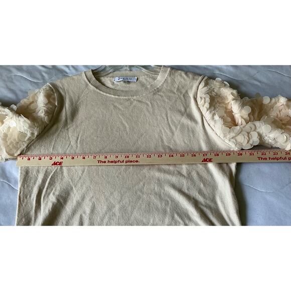 Siani Milano Ivory High Neck Sweater With Embellished Statement Sleeves Size Lg - Picture 6 of 11